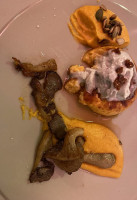 Les Capucins food